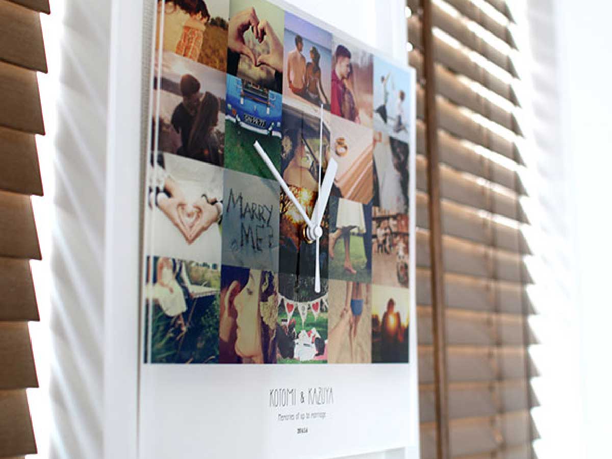【写真入りプレゼント】恋人との記念日に贈るメモリーズフォトたっぷり20枚アクリル時計の写真